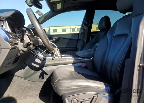 2020 Audi Q8 Prestige S-Line из США, поврежденный, VIN WA1FVAF12LD010053